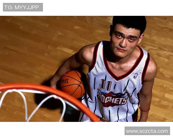 姚明艾佛森乔丹三位篮球巨星的传奇故事与时代影响力探讨 姚明艾佛森乔丹三位篮球巨星的传奇故事与时代影响力探讨