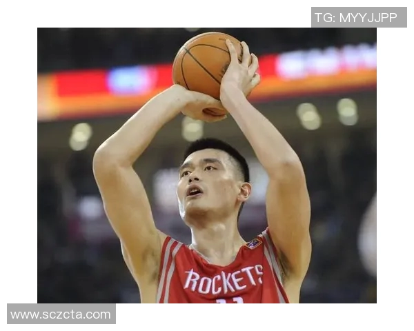 姚明逆天反击扣篮瞬间展现篮球巨星的力量与优雅 姚明逆天反击扣篮瞬间展现篮球巨星的力量与优雅